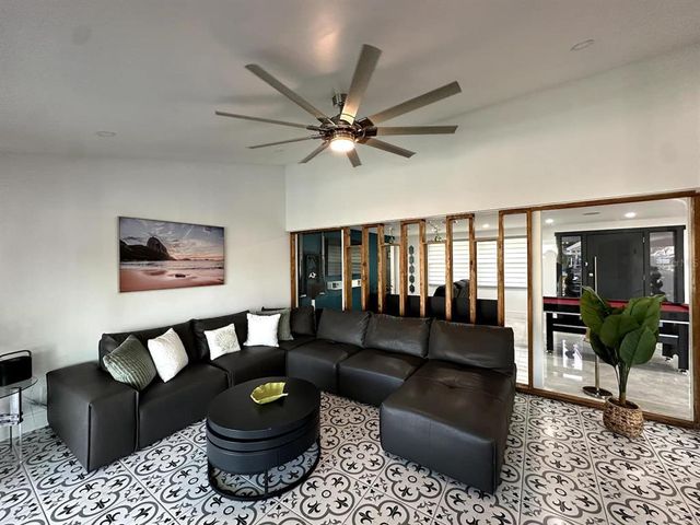 4644 BAY CREST DRIVE, Tampa, FL 33615