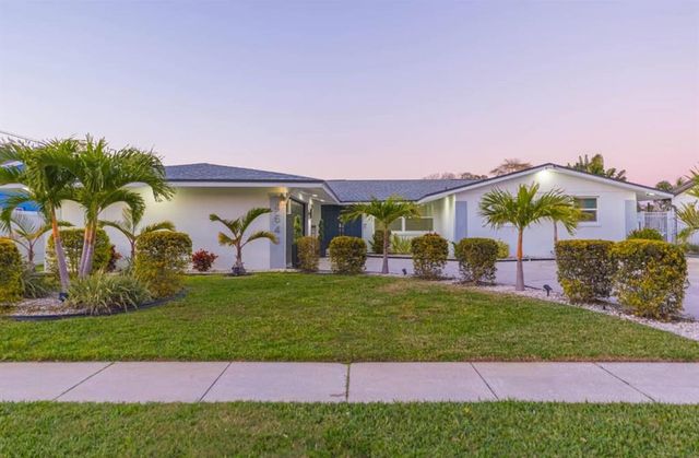 4644 BAY CREST DRIVE, Tampa, FL 33615