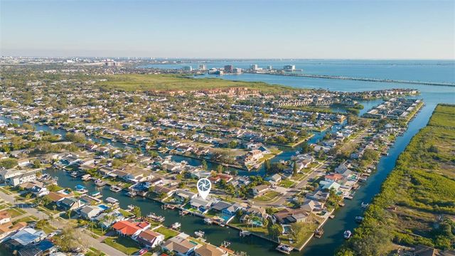 4644 BAY CREST DRIVE, Tampa, FL 33615