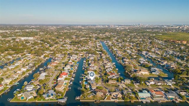 4644 BAY CREST DRIVE, Tampa, FL 33615