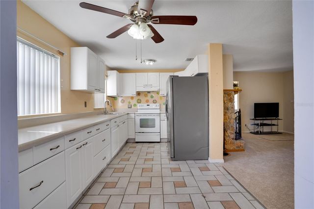 2817 49TH STREET N, St Petersburg, FL 33710