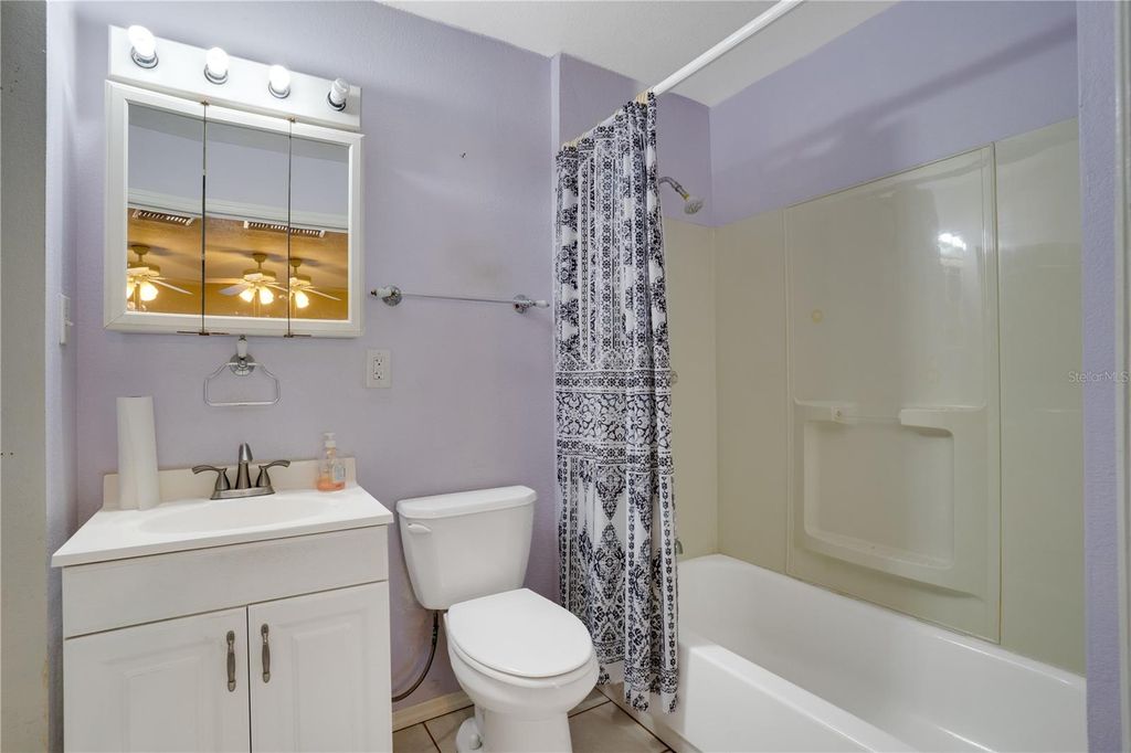 Image 23 of property listing at 2817 49TH STREET N, St Petersburg, FL 33710