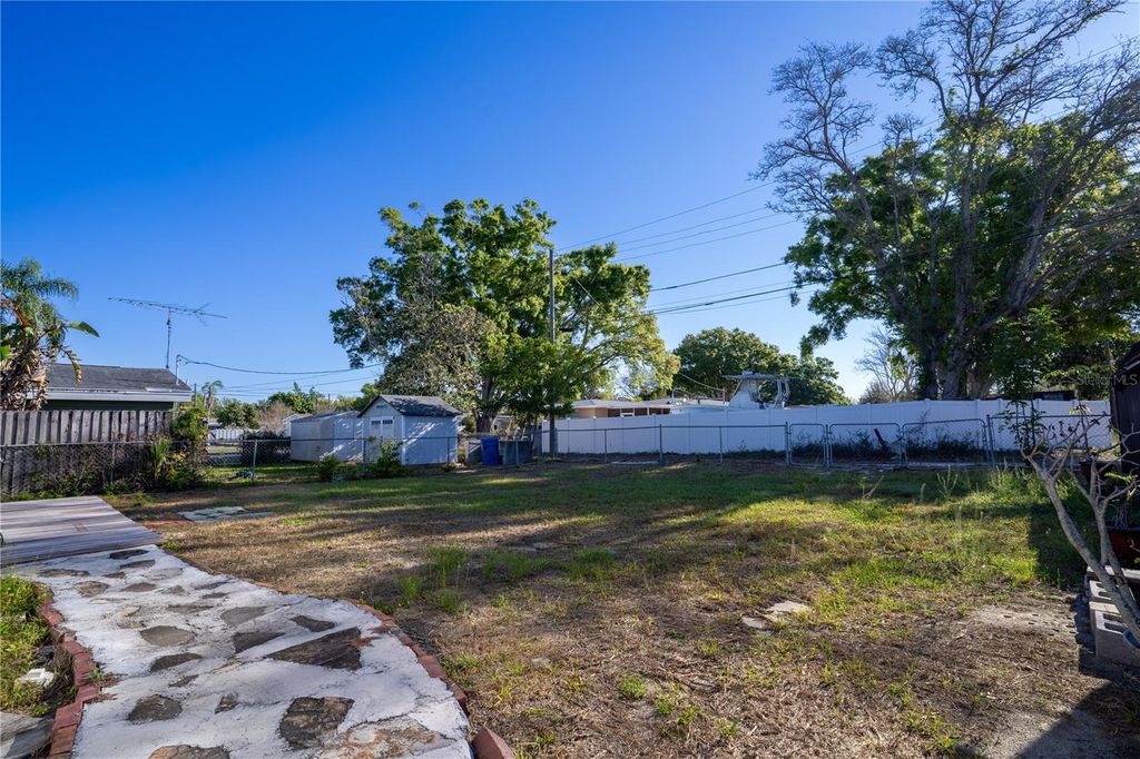 Image 27 of property listing at 2817 49TH STREET N, St Petersburg, FL 33710