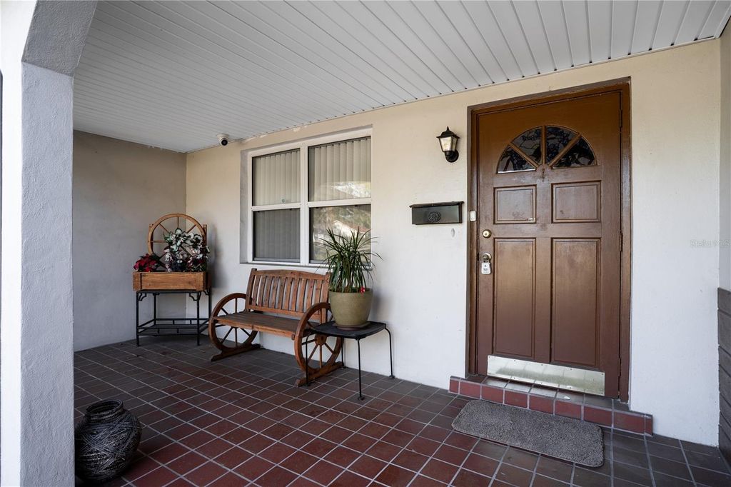 Image 4 of property listing at 2817 49TH STREET N, St Petersburg, FL 33710