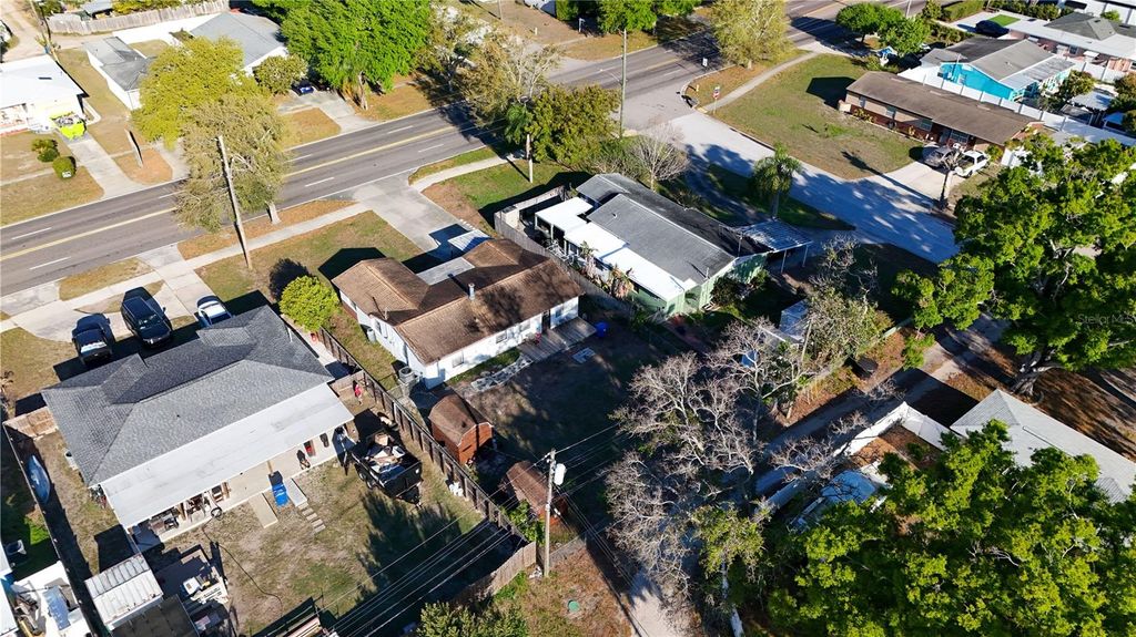 Image 31 of property listing at 2817 49TH STREET N, St Petersburg, FL 33710