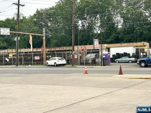18-36 Stockton Street, Newark, NJ 07105