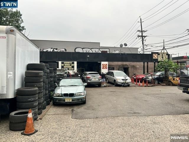 18-36 Stockton Street, Newark, NJ 07105