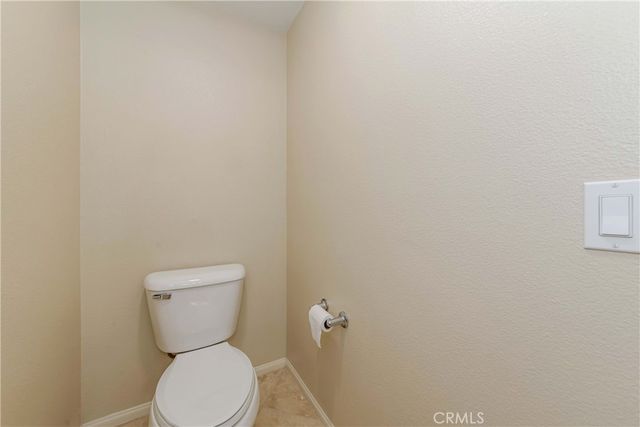 15 Flyers Lane, Tustin, CA 92782