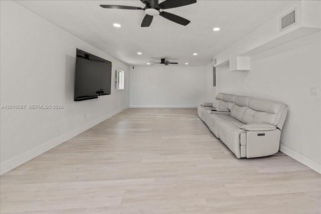 16380 SW 278th St, Homestead, FL 33031