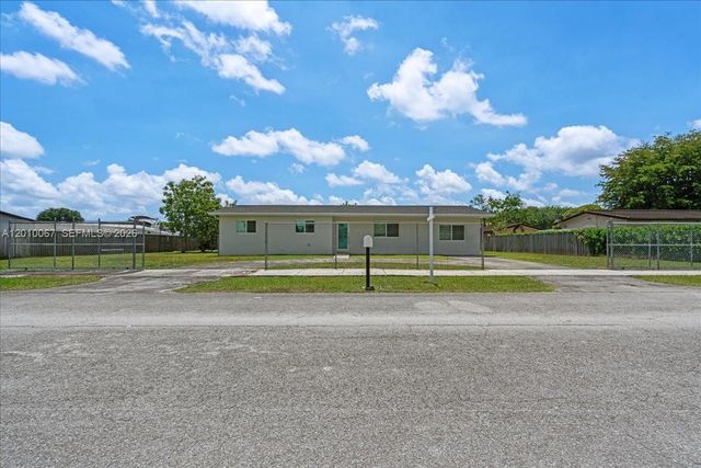 16380 SW 278th St, Homestead, FL 33031