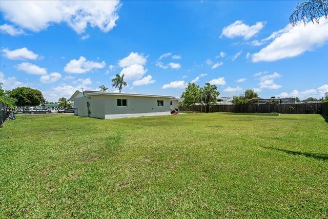 16380 SW 278th St, Homestead, FL 33031
