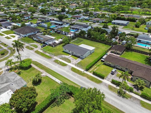 16380 SW 278th St, Homestead, FL 33031
