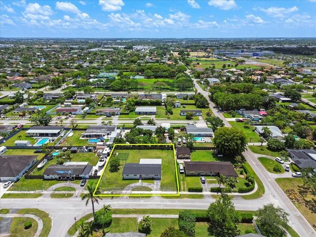 16380 SW 278th St, Homestead, FL 33031