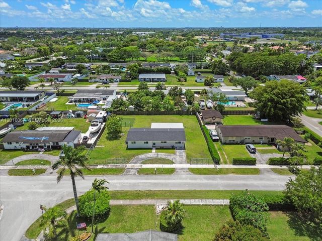 16380 SW 278th St, Homestead, FL 33031
