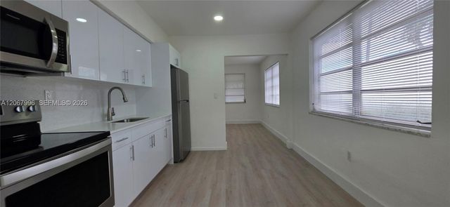 21 NW 32nd Court, Miami, FL 33125