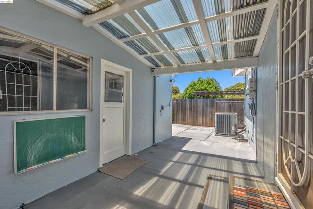 733 40Th St, Richmond, CA 94805