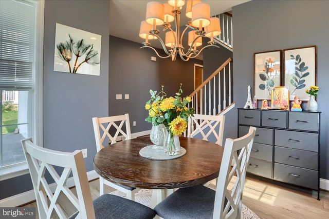 1732 DRIFTSTONE DR, Harrisburg, PA 17110