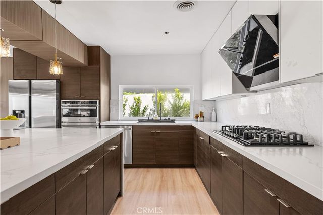 525 E Avenida San Juan, San Clemente, CA 92672