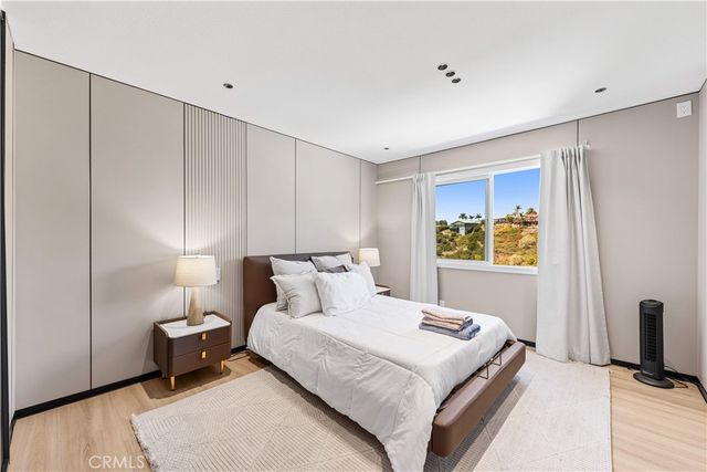 525 E Avenida San Juan, San Clemente, CA 92672