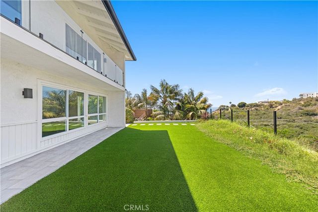525 E Avenida San Juan, San Clemente, CA 92672