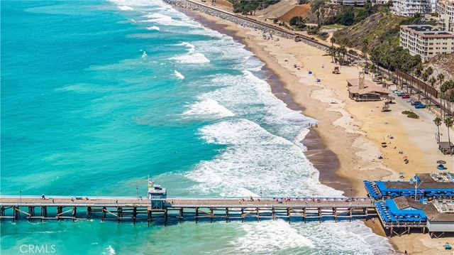 525 E Avenida San Juan, San Clemente, CA 92672