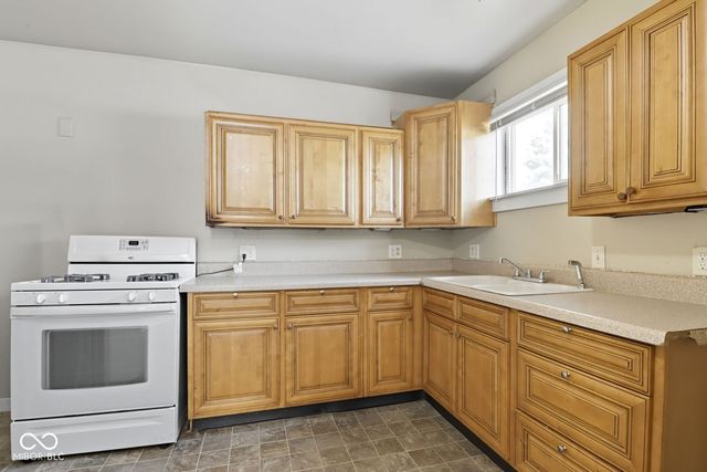 502 S Holmes Avenue, Indianapolis, IN 46222