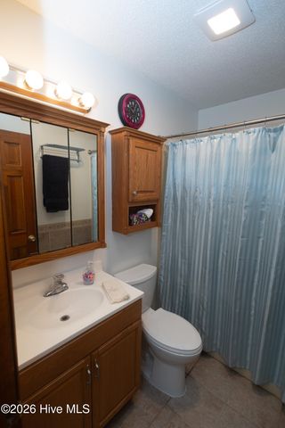 420 Boundaryline Drive NW, Calabash, NC 28467