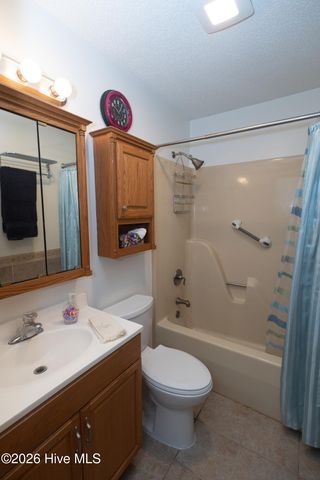 420 Boundaryline Drive NW, Calabash, NC 28467