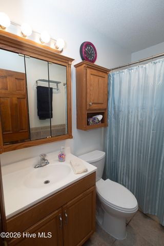 420 Boundaryline Drive NW, Calabash, NC 28467