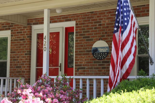 420 Boundaryline Drive NW, Calabash, NC 28467