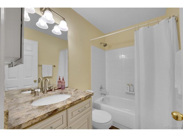 1308 S Danube Way 102, Aurora, CO 80017