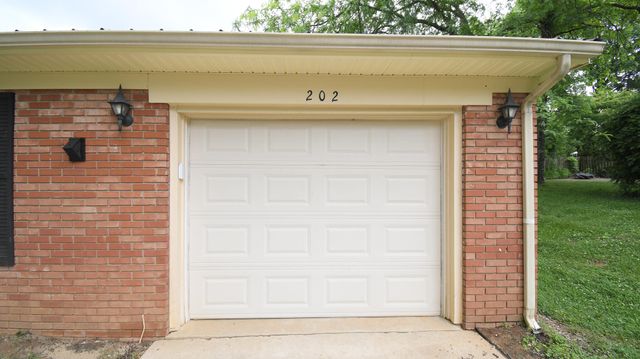 202 Papago Trail, Frankfort, KY 40601