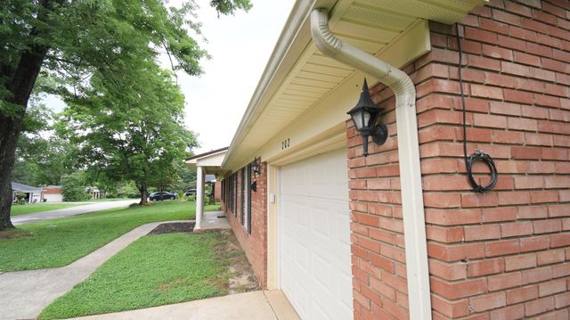 202 Papago Trail, Frankfort, KY 40601