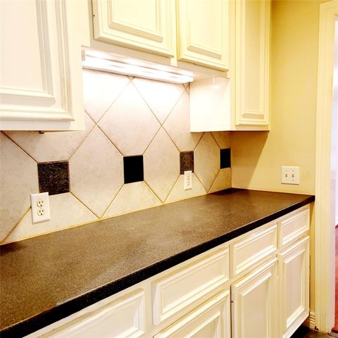 1526 Nevada Street, Houston, TX 77006