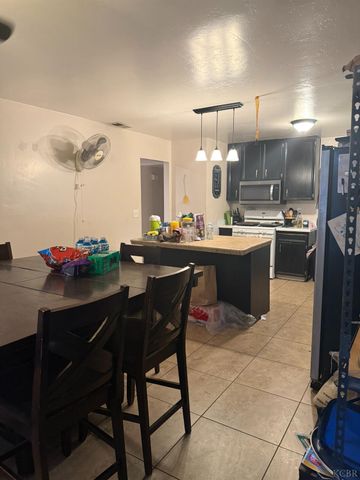 3901 Courtney Street, Bakersfield, CA 93312