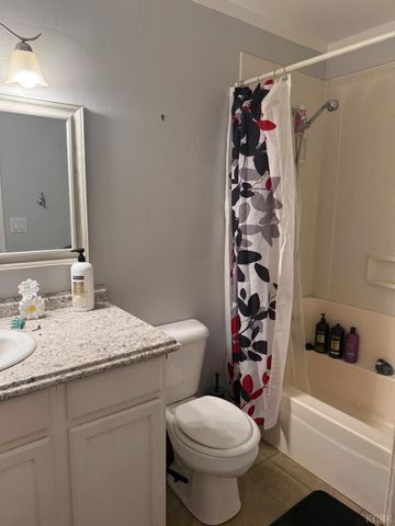 3901 Courtney Street, Bakersfield, CA 93312