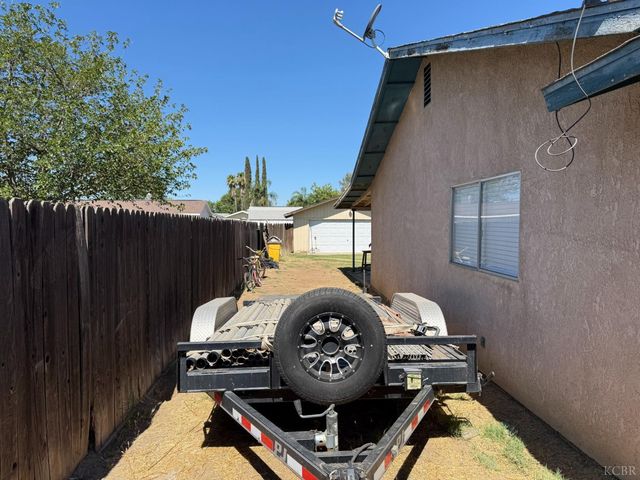 3901 Courtney Street, Bakersfield, CA 93312