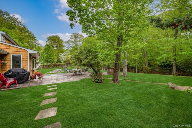 118 Harbor Road, Saint James, NY 11780