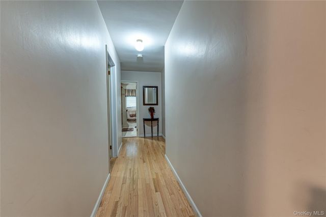 118 Harbor Road, Saint James, NY 11780