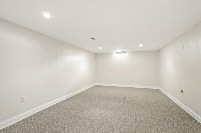 13 HEATHER LN, Hainesport, NJ 08036