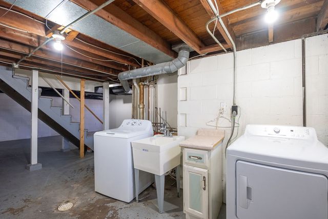 3418 TAYLOR Street, Davenport, IA 52806