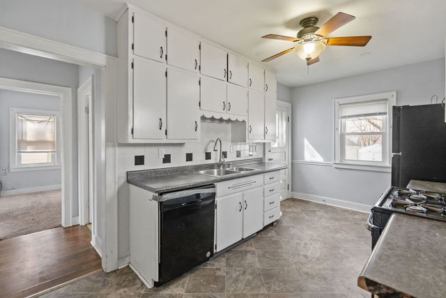 3418 TAYLOR Street, Davenport, IA 52806