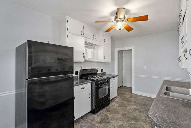 3418 TAYLOR Street, Davenport, IA 52806