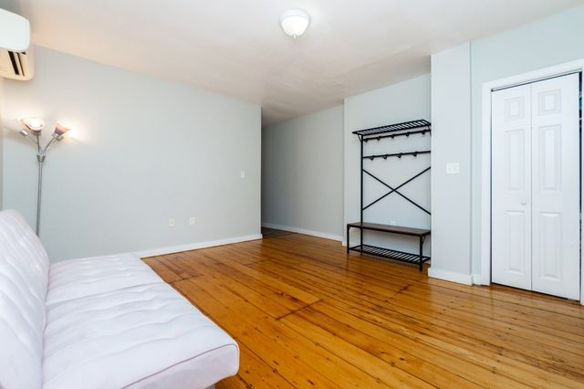 198 School 1, Quincy, MA 02169
