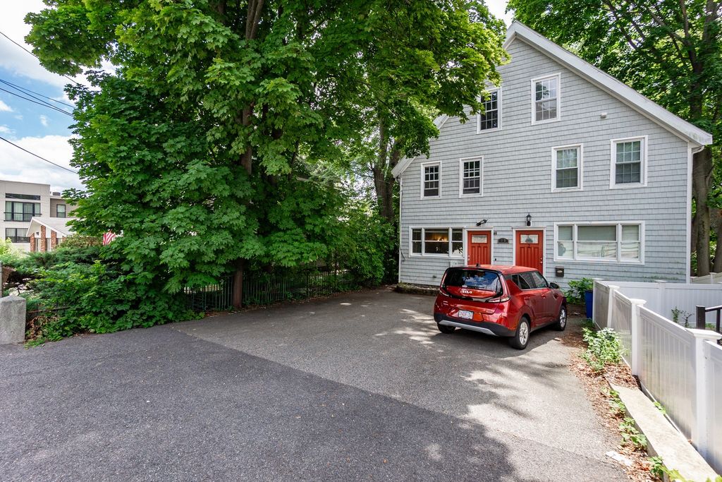 198 School 1, Quincy, MA 02169