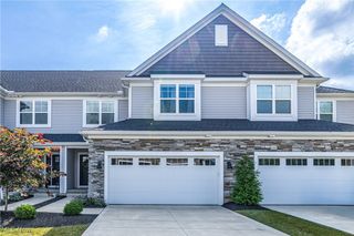 9465 Aquila Court, Broadview Heights, OH 44147