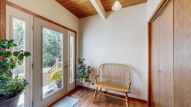 6317 Oak Meadow Lane NW, Rochester, MN 55901