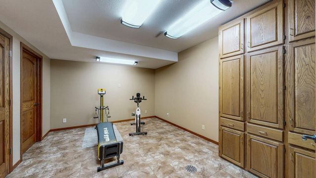 6317 Oak Meadow Lane NW, Rochester, MN 55901