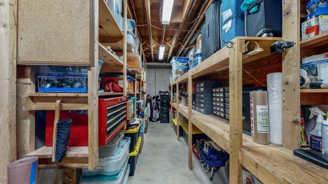 6317 Oak Meadow Lane NW, Rochester, MN 55901