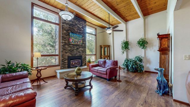 6317 Oak Meadow Lane NW, Rochester, MN 55901